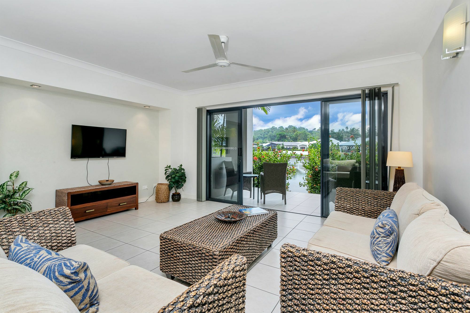 Blue Lagoon Resort Trinity Beach Eksteriør billede